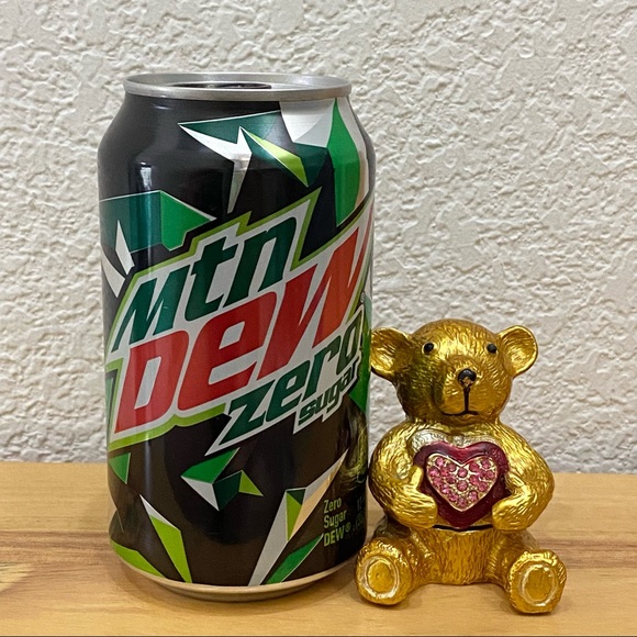 Objet d Art Form Work of Art Gold Bear Holding a Heart Rhinestone Enamel Trinket - Picture 2 of 12